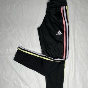 Little kid adidas activewear 9-10y